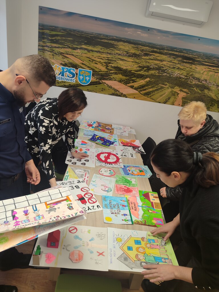 Rozstrzygnięcie konkursu plastycznego „Dzieciństwo mocy bez przemocy”